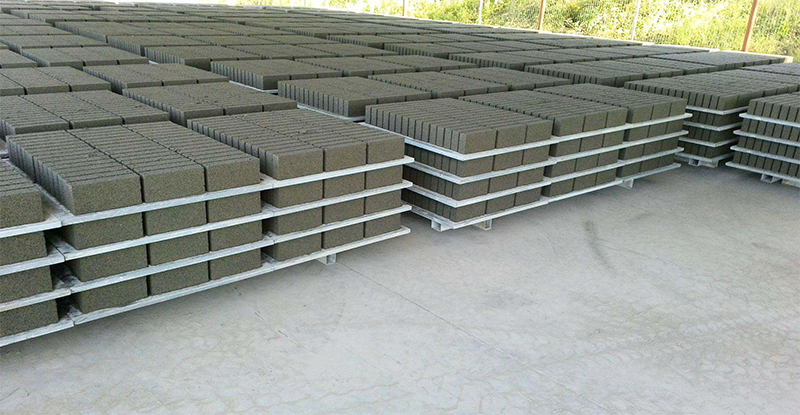 <a href=http://www.phoenixcarpet.cn/ target=_blank class=infotextkey>免燒磚托板</a>