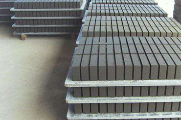 <a href=http://www.phoenixcarpet.cn/ target=_blank class=infotextkey>免燒磚托板</a>