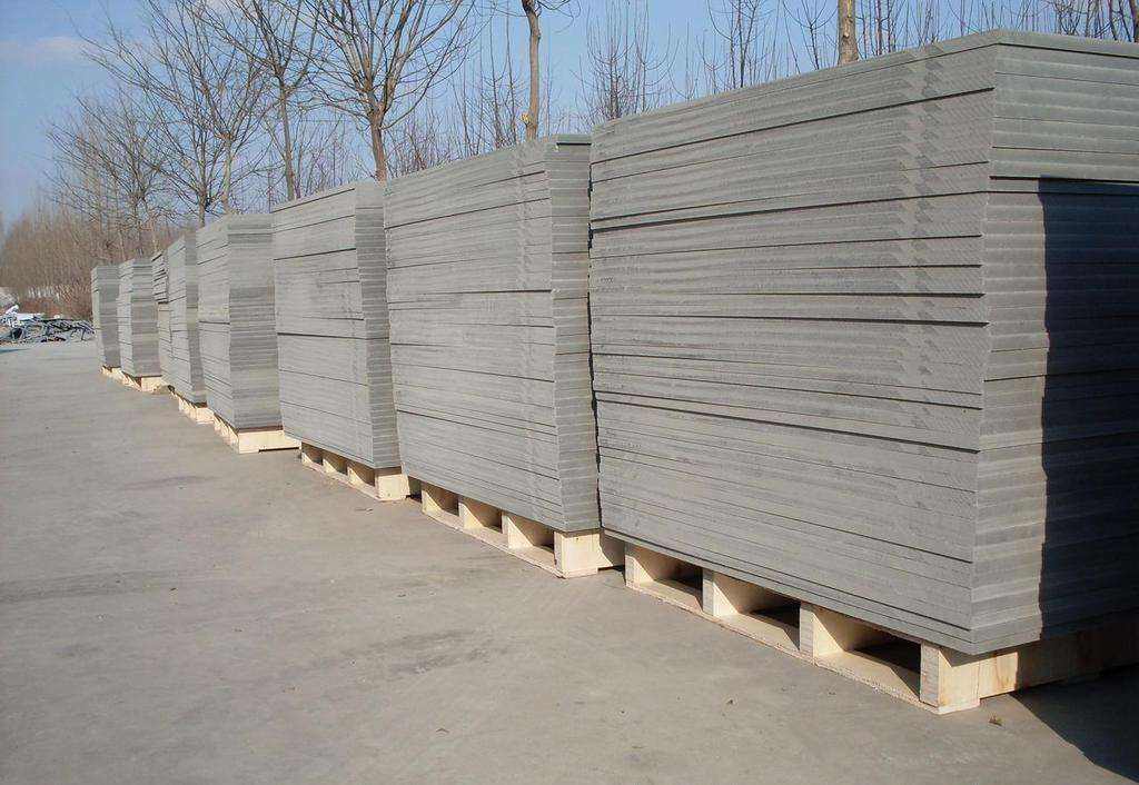 <a href=http://www.phoenixcarpet.cn/zjtb/ target=_blank class=infotextkey>PVC磚機托板</a>